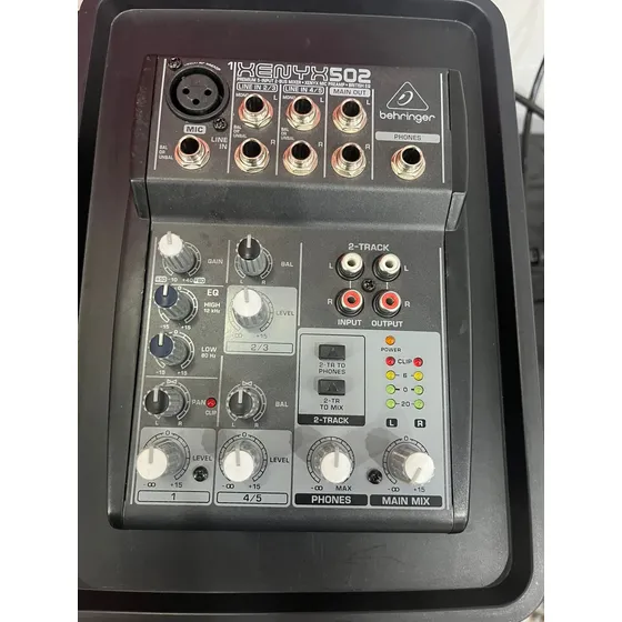 Console Behringer 502 Xenyx De Mistura 220v