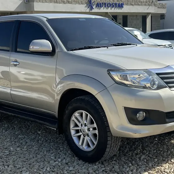 Toyota Fortuner 2012 2.7l 4x2