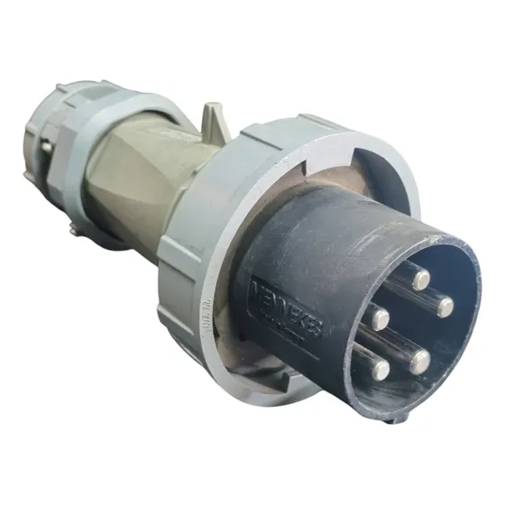 Clavija Mennekes 2958a 63a, 3 Polos+ Neutro+ Tierra 7h, 440v