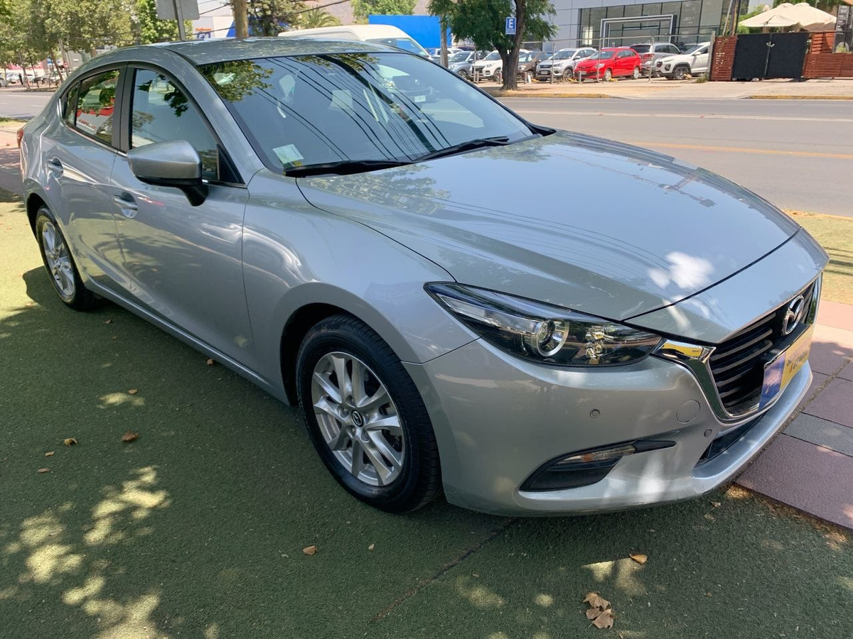 Mazda 3 Sedan 2018