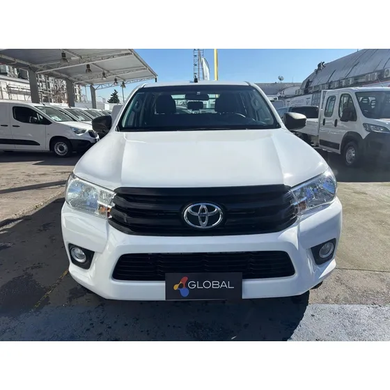 Toyota Hilux Dx 4x4