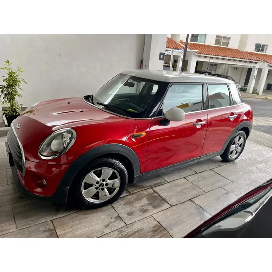 Mini Cooper 1.5 Salt 5 Puertas At