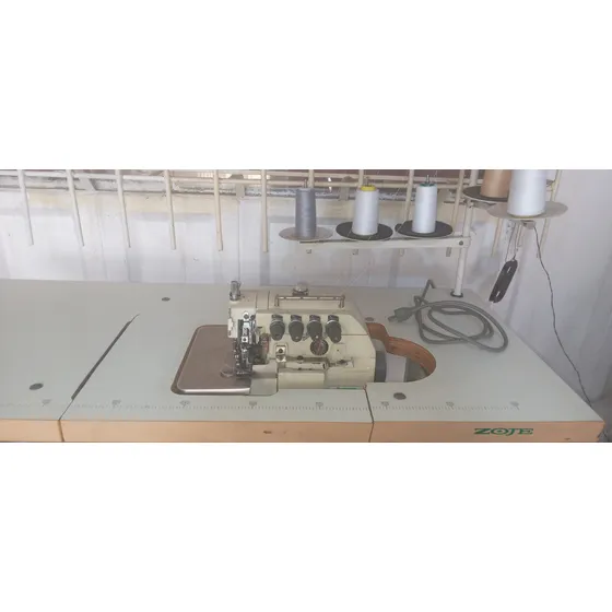 Maquina De Coser Overlock Industrial Marca Soje