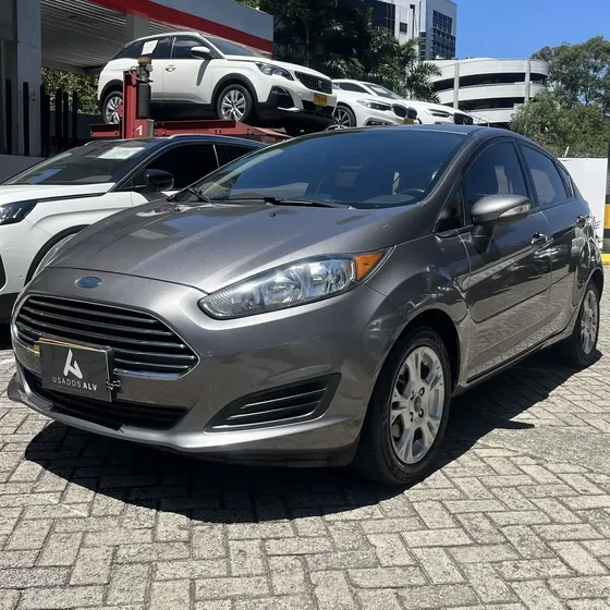 Ford Fiesta 2014 1.6 Hatchback Se