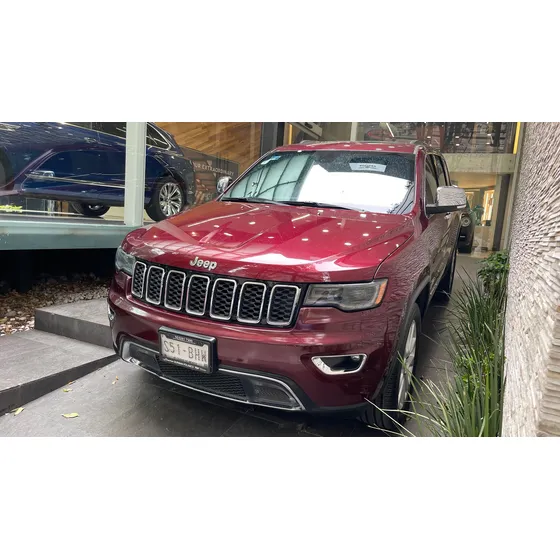 Jeep Grand Cherokee 3.6 Limited Lujo 4x2 Mt