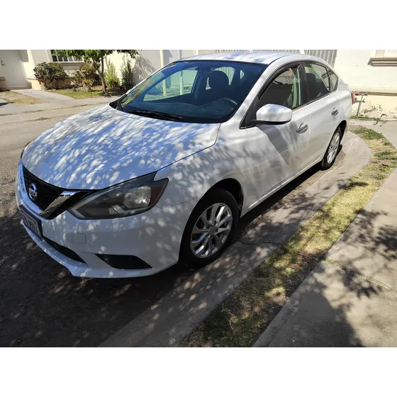 Nissan Sentra 1.8 Sense Mt