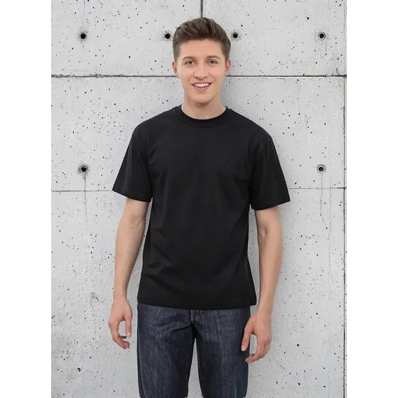 Remera Manga Corta Howard Modelo Clásica Jersey Hombre