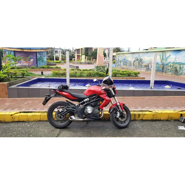 Benelli Tnt300cc, Excelente Estado, Lista Para Viajar