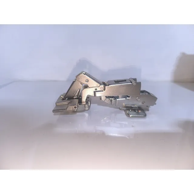 Bisagra 180 Grados Blum