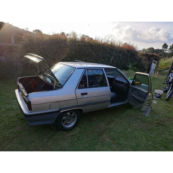 Renault R9 1.4 Super