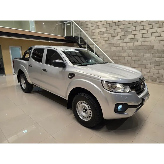Renault Alaskan 2.3t 16v Confort Mt 4x2