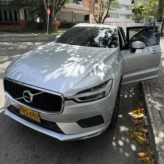 Volvo Xc60 2019 2.0 T5 Awd R-design