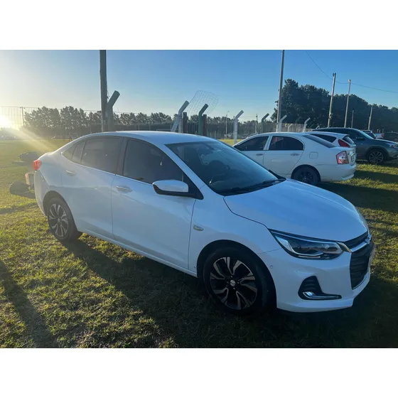 Chevrolet Onix Plus 1.0t Premier At