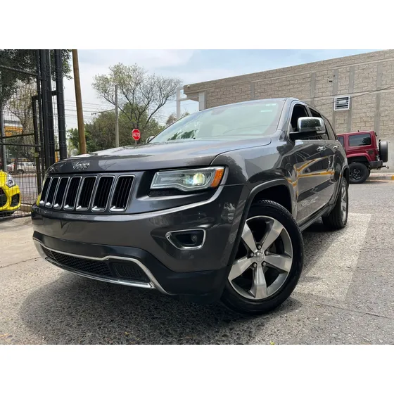 Jeep Grand Cherokee 3.6 Limited Lujo 4x2 Mt