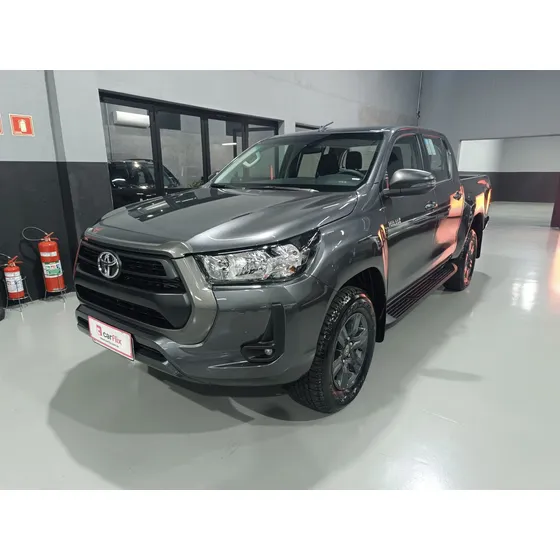 Toyota Hilux 2.8 D-4d Turbo Diesel Cd Sr 4x4 Automático