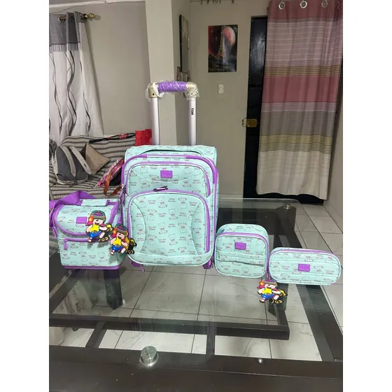Mochila Tigo Con Ruedas `+ Cartuchera Y Lonchera  + Neceser
