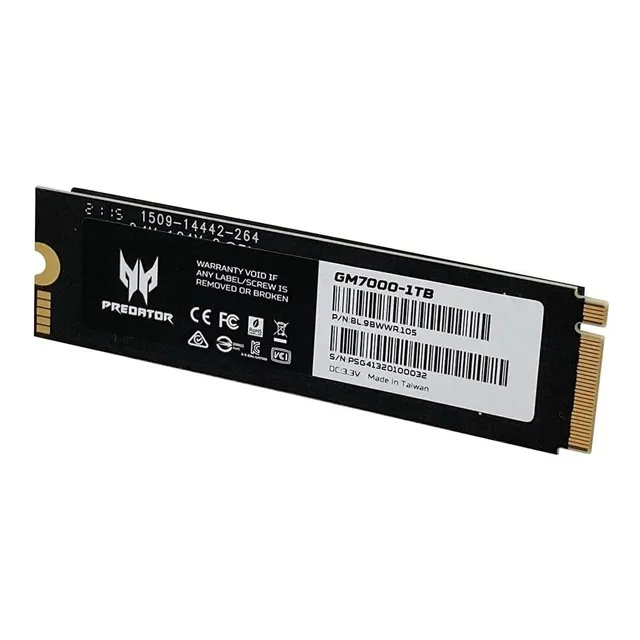 Unidad Ssd Predator Gm7000 1tb M.2 7400mb/s Bl.9bwwr.105 Color Negro
