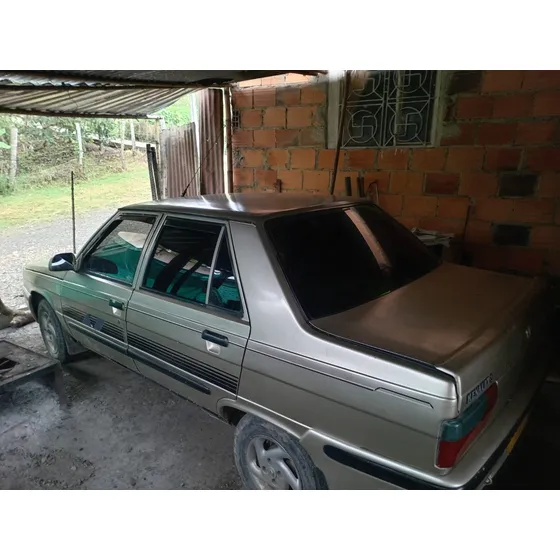 Renault R9 1.4
