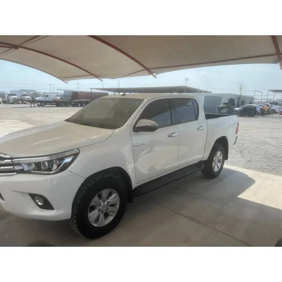 Toyota Hilux 2.8 Tdi Cabina Doble At
