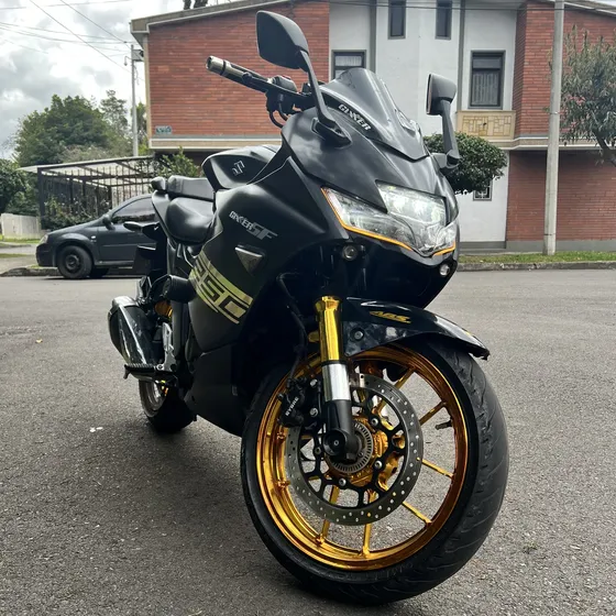 Suzuki Gixxer Sf 250 Modelo 2023