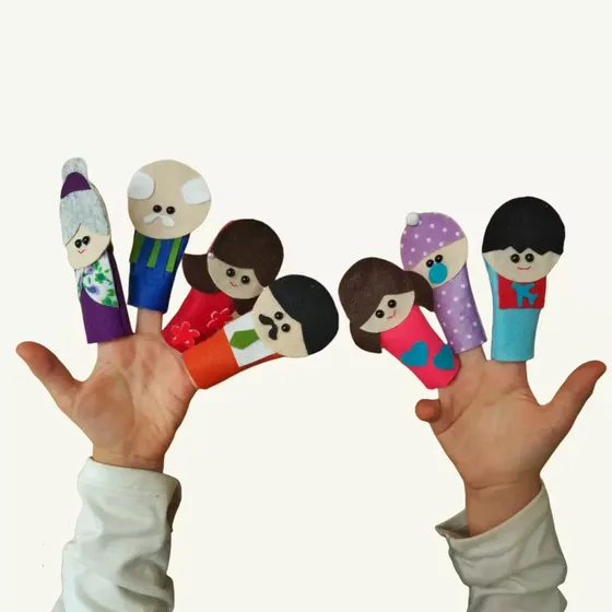 Dedoche De Feltro Família Branca Kit Com 7