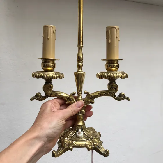 Lámpara De Mesa Antigua Bronce Macizo Dos Luces A Nuevo