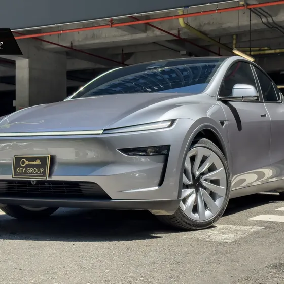 Tesla Model Y 2026 0.0 Long Range Awd