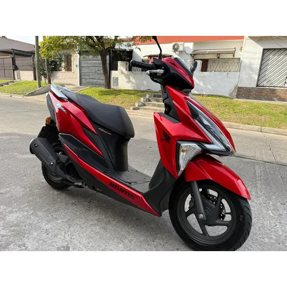 Honda New Elite 125 Fi / Patentada 2022 / Tomo Motos Permuta
