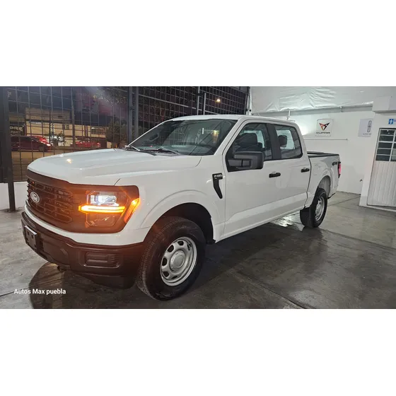 Ford F-150 5.0l Xl Doble Cabina V8 4x4 At