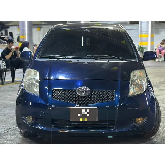 Toyota Yaris .