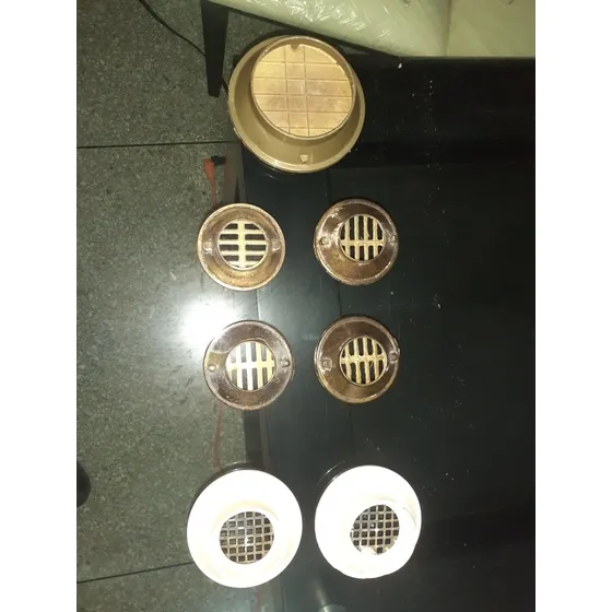 Centro Piso Con Rejilla Bronce 