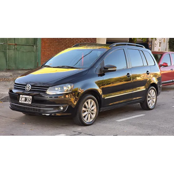 Volkswagen Suran 1.6 Imotion Highline 11c