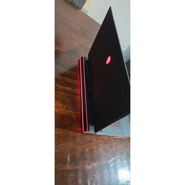 Laptop Alienware M15 R4