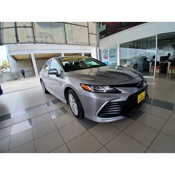 Toyota Camry 2.5 Le At