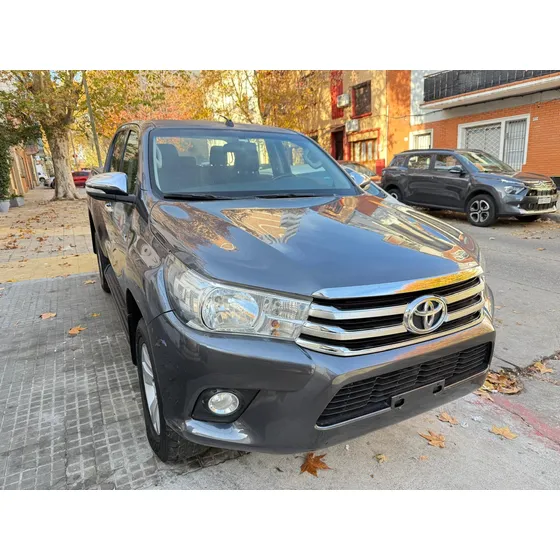 Toyota Hilux 2.7 Cd Srv Vvti 4x2 - A3