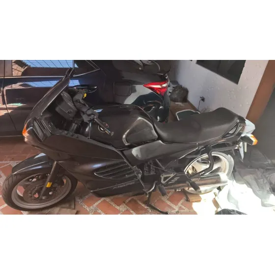 Moto Bmw Año 1995 Color Negro