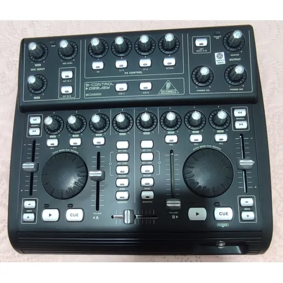 Behringer Bcd3000