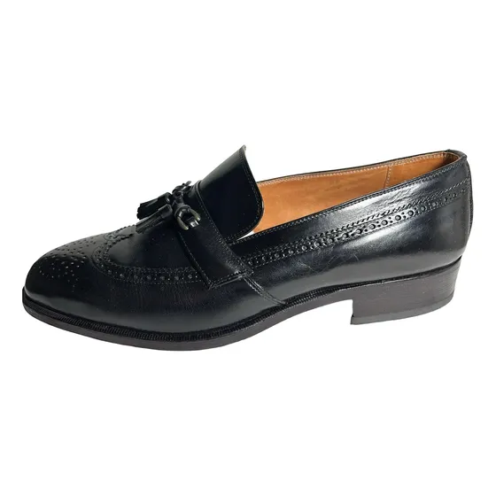 Zapato De Hombre. Mocasines Con Flecos. Numero 43. Art 28.