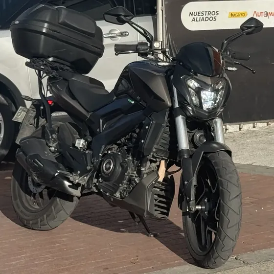 Bajaj Dominar 400 2022