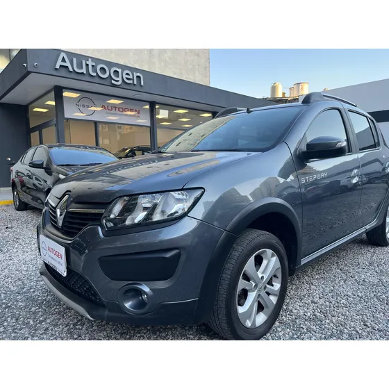 Renault Sandero Stepway 1.6 Privilege 105cv