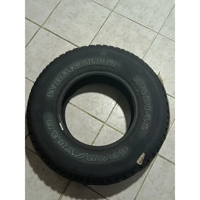 Cauchos Good Year Modelo Wrangler At 235/75r15 Nuevos Usa