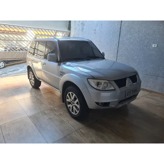 Mitsubishi Pajero Tr4 2.0 Flex Aut. 5p