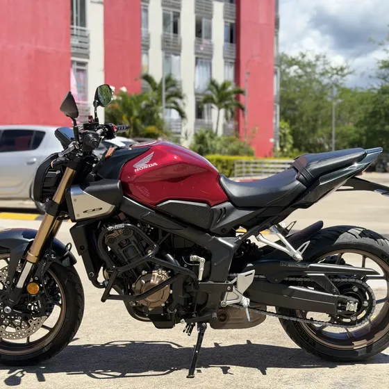 Moto Deportiva Cb650r