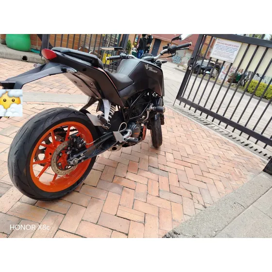 Duke 200 Modelo 2021 Color Negro- Naranja 10/10