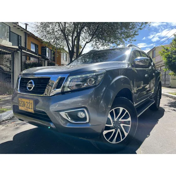 Nissan Frontier 2.5 Le Diesel 4x4 Automática