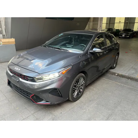 Kia Forte 1.6 Hb Gt At Doble Embrague