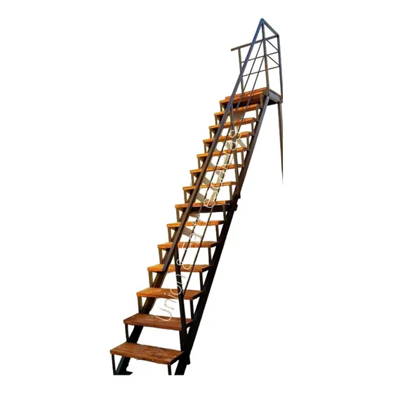 Escaleras Interiot Y Exterior 3990 Hierro Y Madera