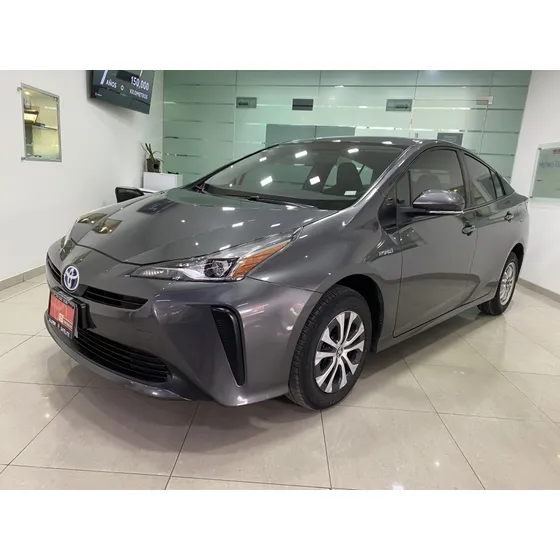 Toyota Prius 1.8 Base Cvt