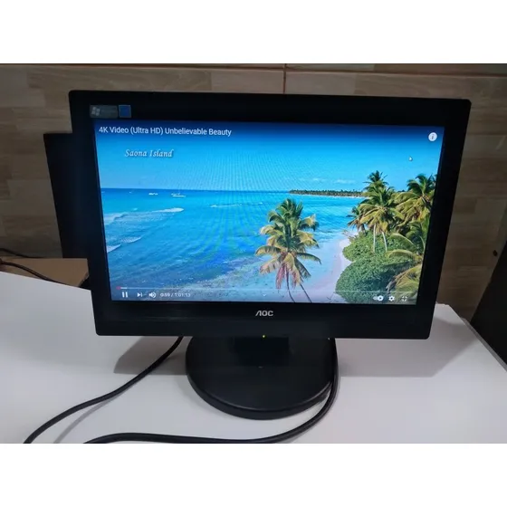 Monitor Aoc 16 Polegadas Entradas Vga E Áudio Integrado !!!