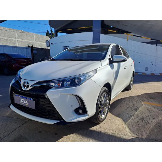 Toyota Yaris 1.5 107cv Xls Sedan